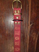 Charger l'image dans la galerie, Collier artisanal en cuir pour chien
