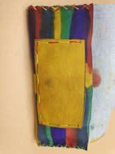 Charger l&#39;image dans la galerie, Blague a tabac artisanale en cuir colore a traits horizontaux multicolores
